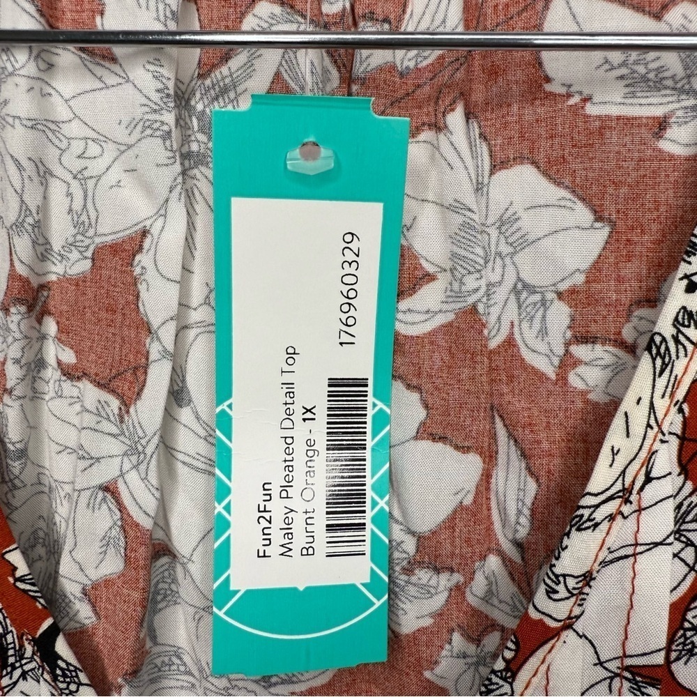 Fun 2 Fun Maley Pleated Detail Top Burnt Orange Size 1X Flowy Tunic NWT - Picture 3 of 6